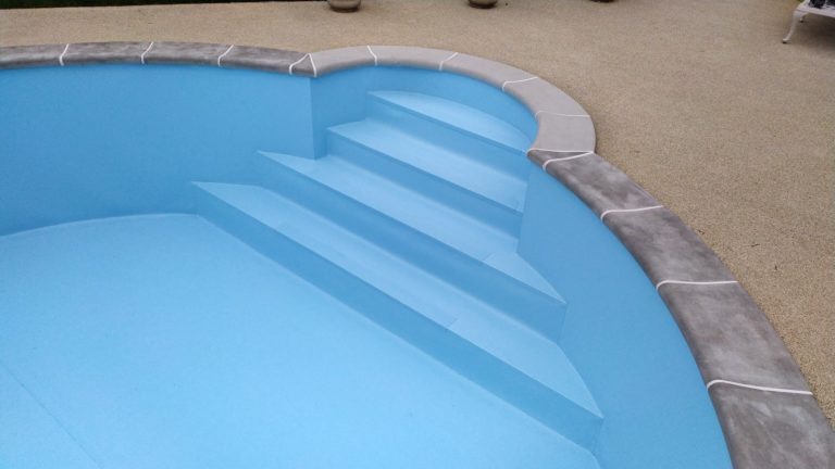 Murovaný bazén s fóliou RENOLIT ALKORPLAN2000 Light Blue