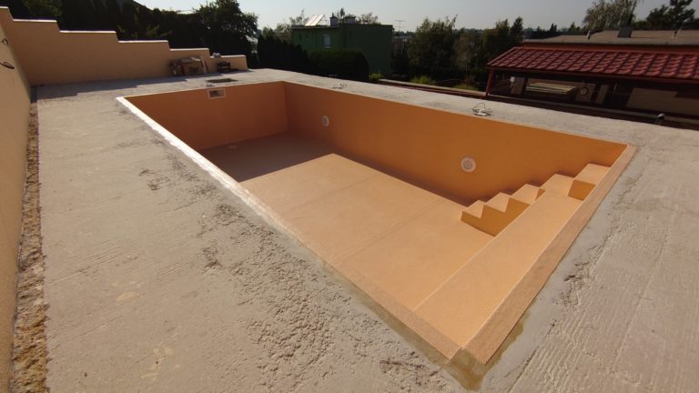 Murovaný bazén s fóliou RENOLIT ALKORPLAN TOUCH Relax