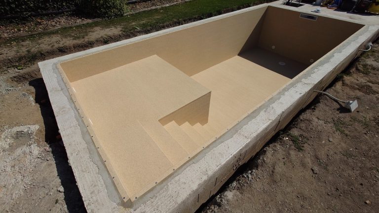 Murovaný bazén s fóliou HAOGENPLAST Stoneflex Sand 3D