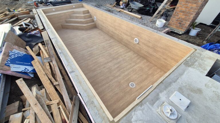 Murovaný bazén s fóliou HAOGENPLAST Larch Fresco 3D